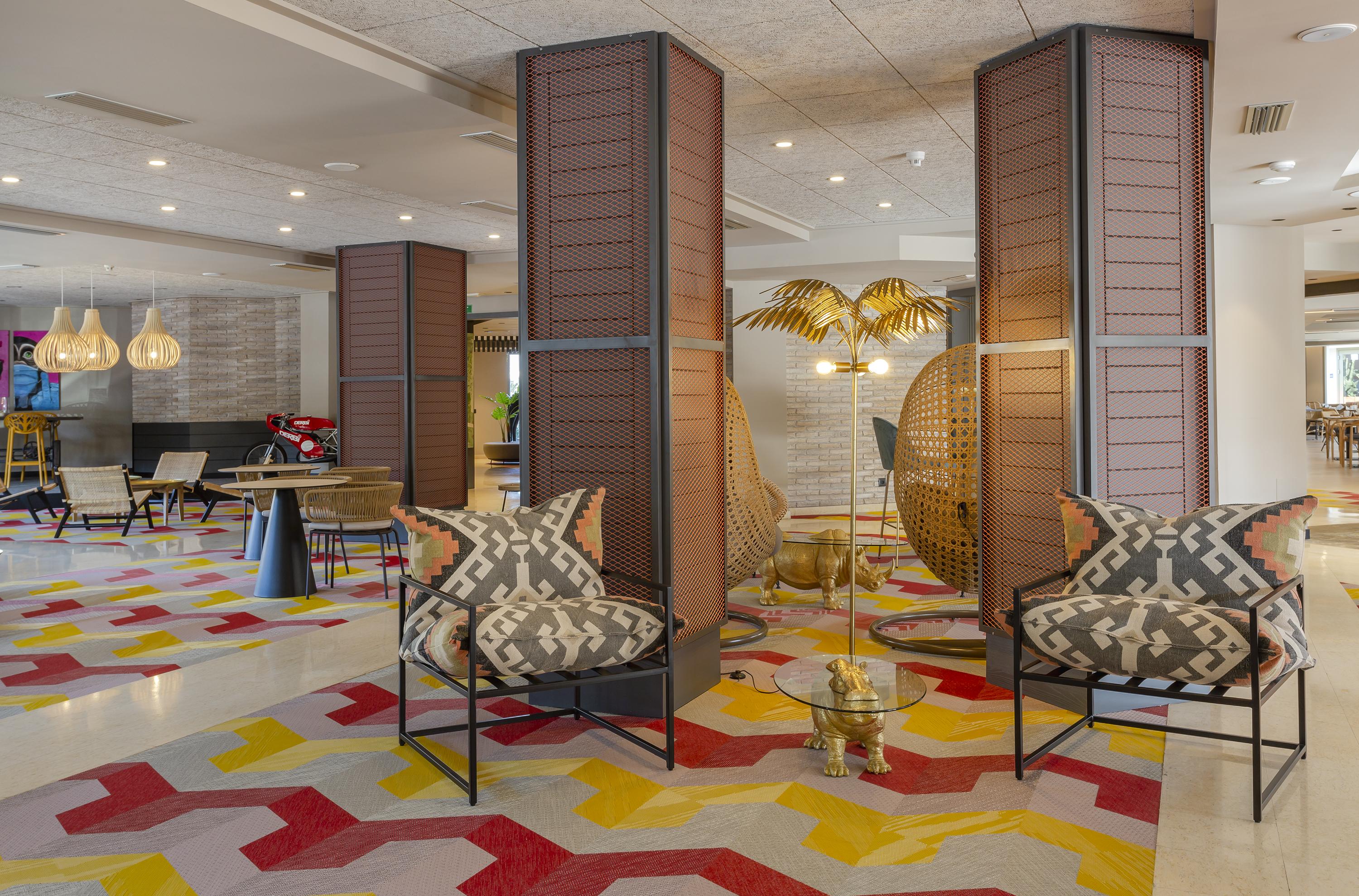 Marins Beach Club - Adults Only Hotel กาลามิยอร์ ภายนอก รูปภาพ